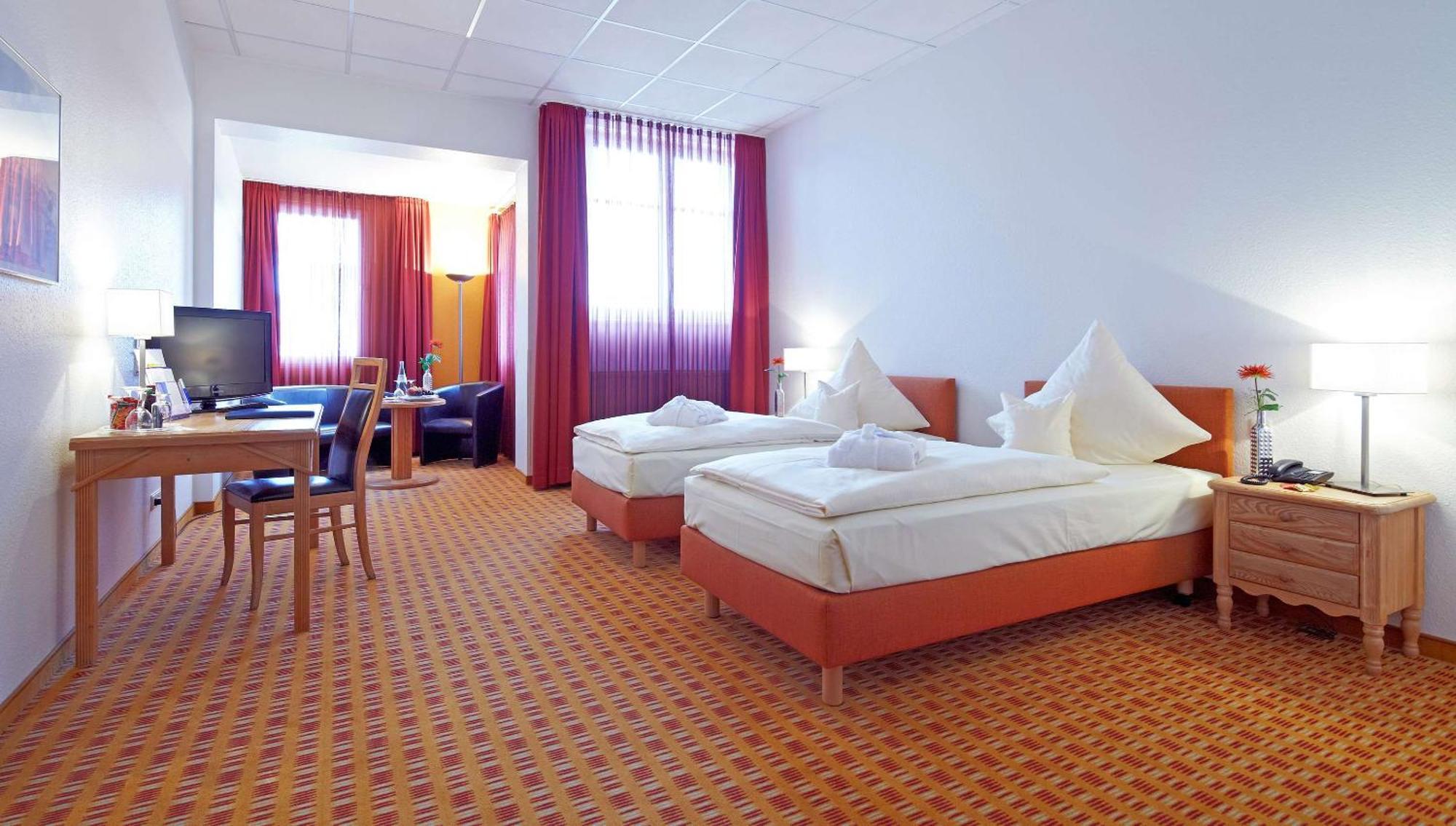 B&K Hotels Vlotho Exteriér fotografie
